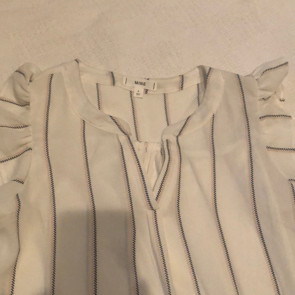 Brand new beautiful top. Small. New without tags.